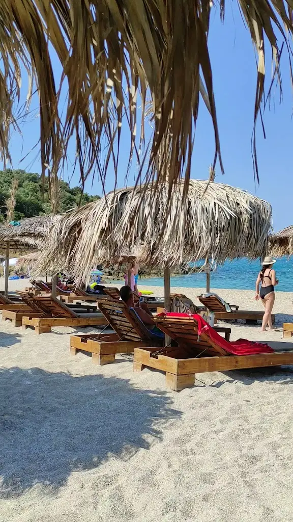 Χελιδόνι / Chelidoni Beach Bar - Restaurant_Pérdika_slider_image_2