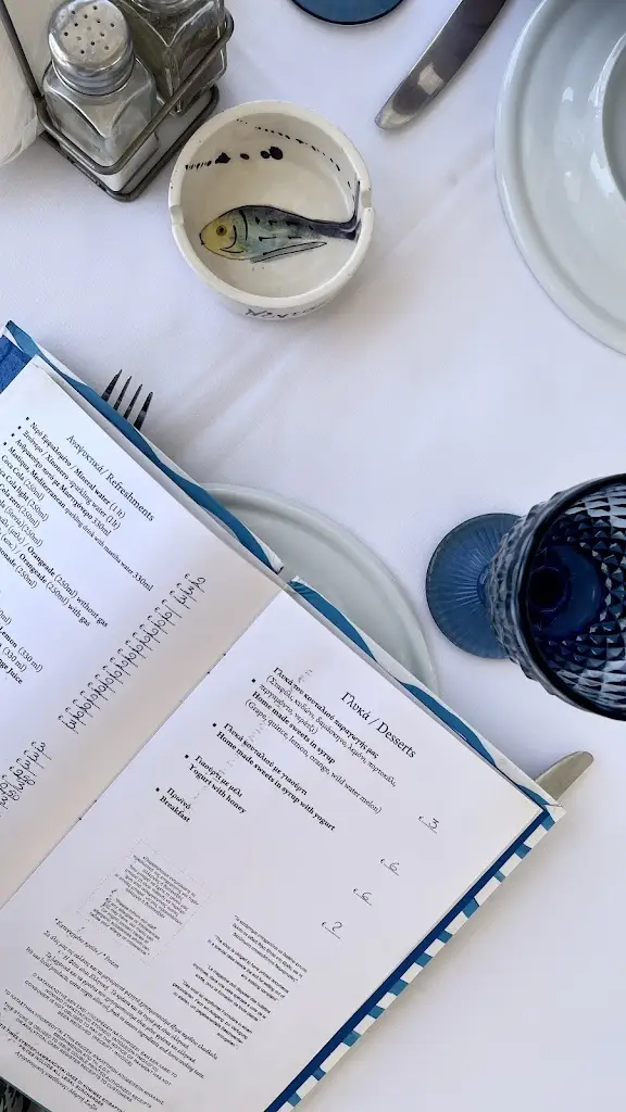 Menü_Nontas Fish Restaurant Aegina_Pérdika_Bild_1