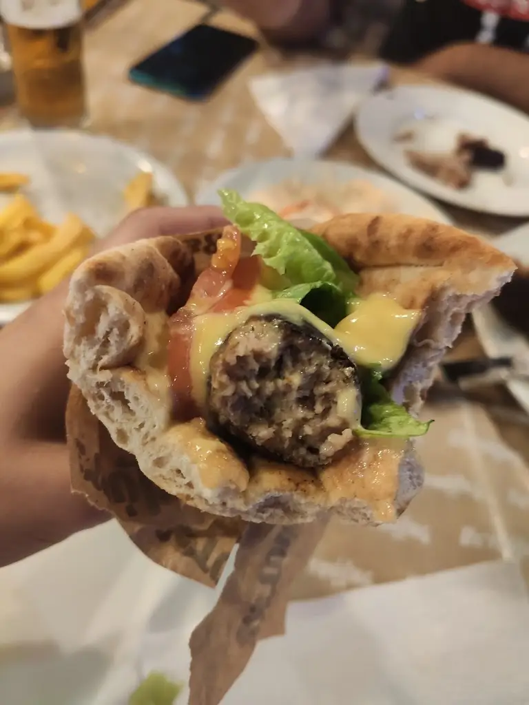 Menü_Vetoulis Grill_Pérdika_Bild_4