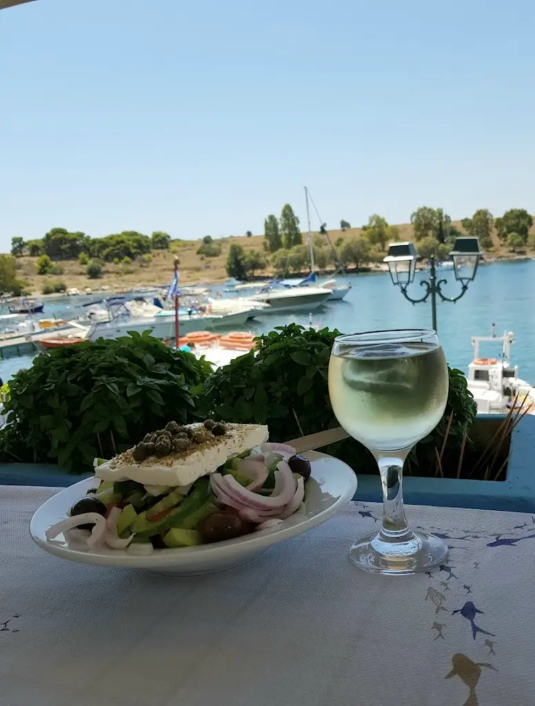 Menü_Ο ΜΙΛΤΟΣ_Pérdika_Bild_5