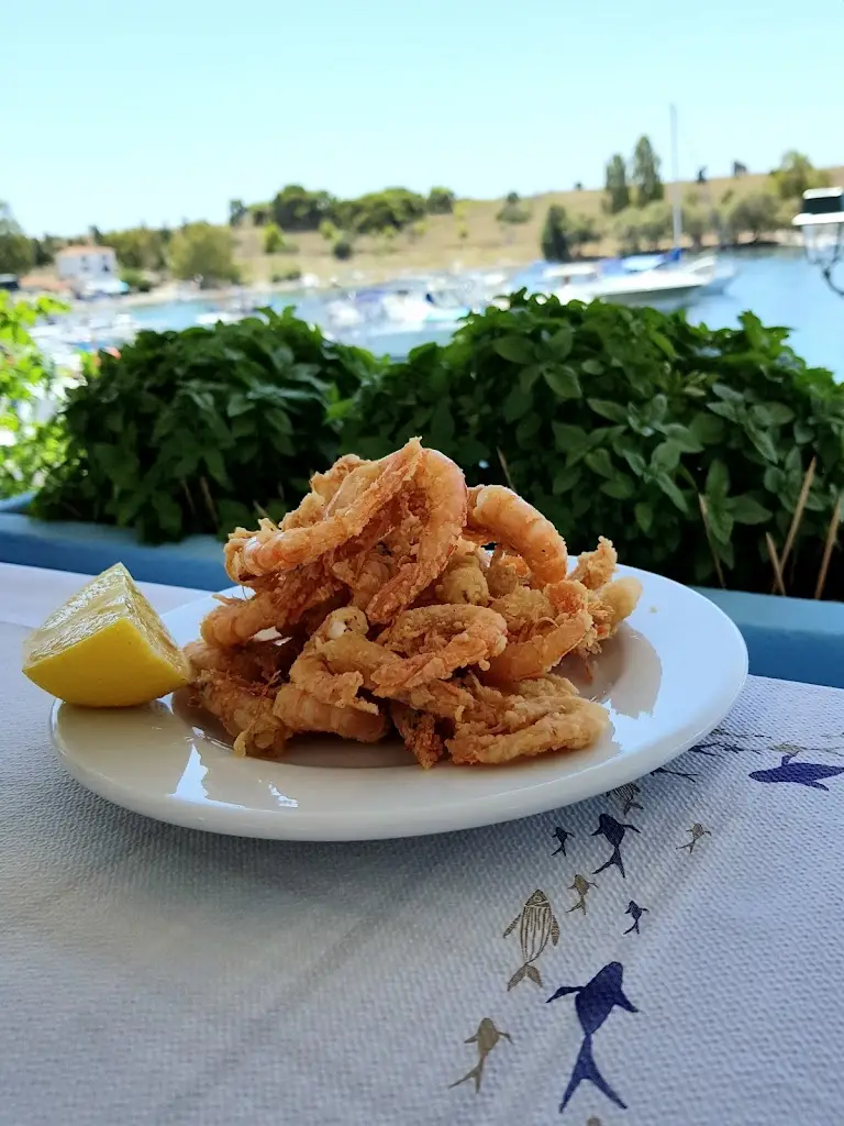 Menü_Ο ΜΙΛΤΟΣ_Pérdika_Bild_9