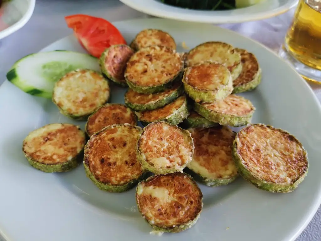 Menu_Kamini Fish Tavern_Pérdika_image_1