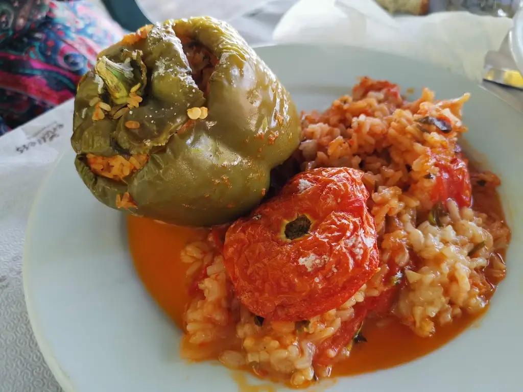 Menu_Kamini Fish Tavern_Pérdika_image_4