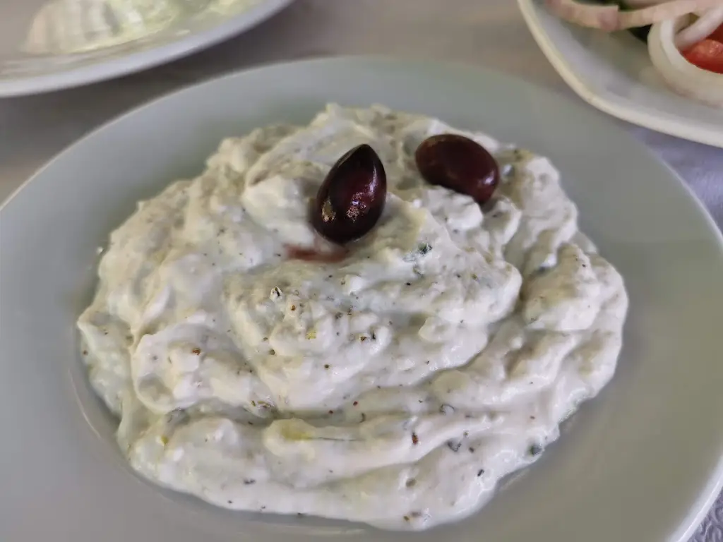 Menu_Kamini Fish Tavern_Pérdika_image_6