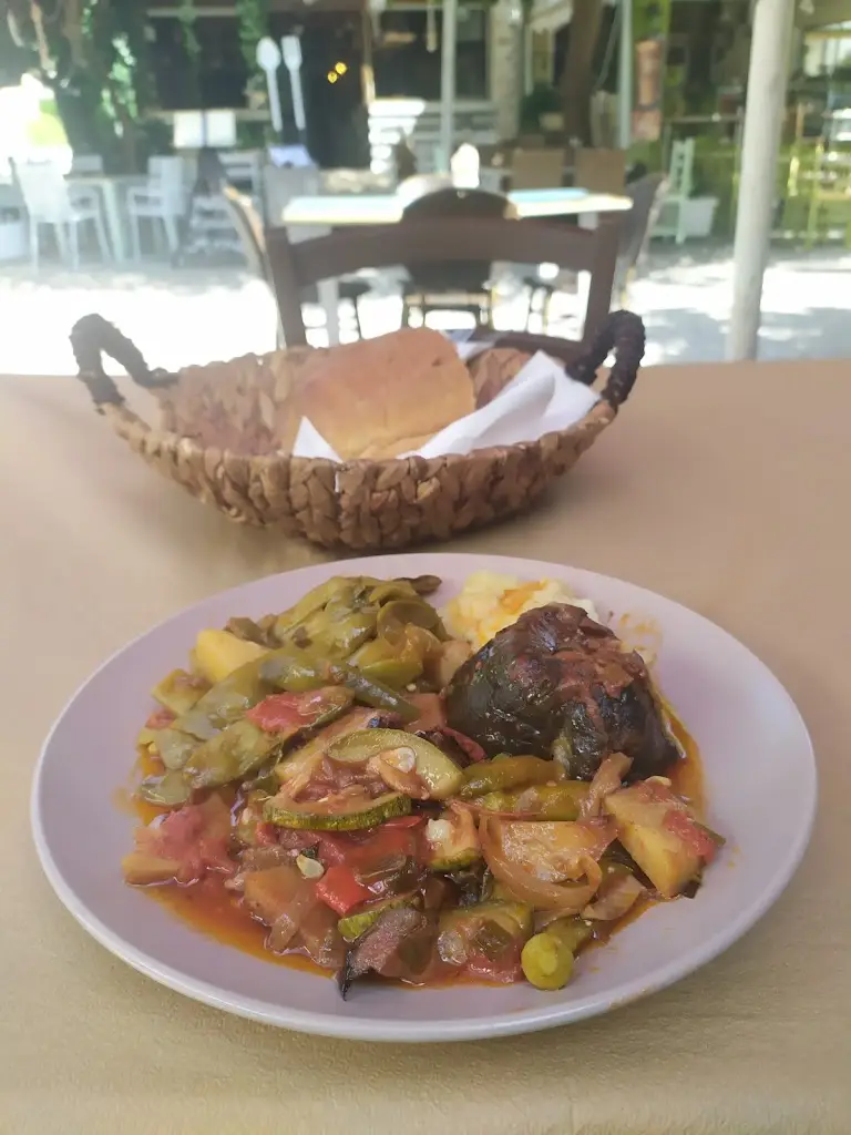 Menü_Ο μυστήριος_Pérdika_Bild_2