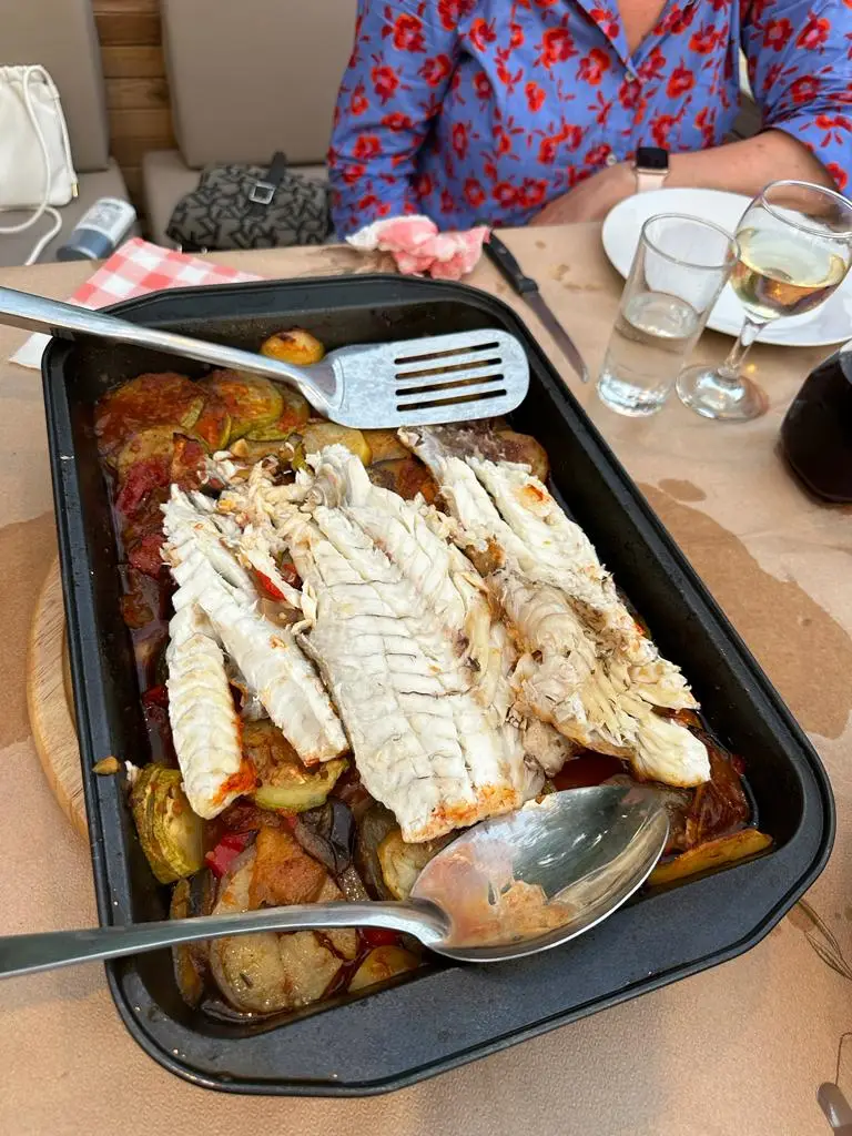 Bartley Cryan_Officer's Restaurant Cafe_Platariá_review