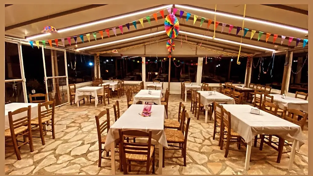 Θάλαττα Θάλαττα Restaurant in Platariá