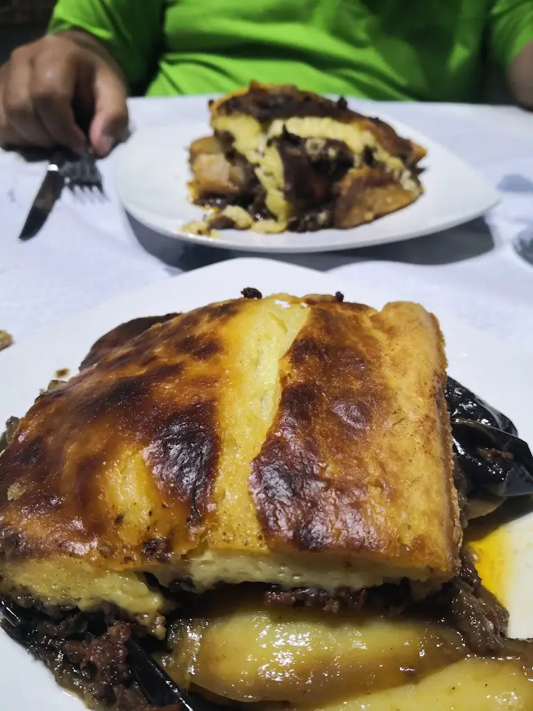 Menü_Taverna ''Sinantisi''_Platariá_Bild_5