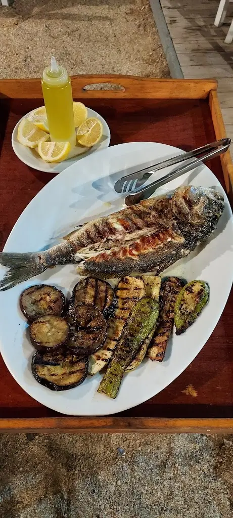 Thorsten Faust_Zafiris Fish Tavern - TERRASSE der Taverne_Platariá_review