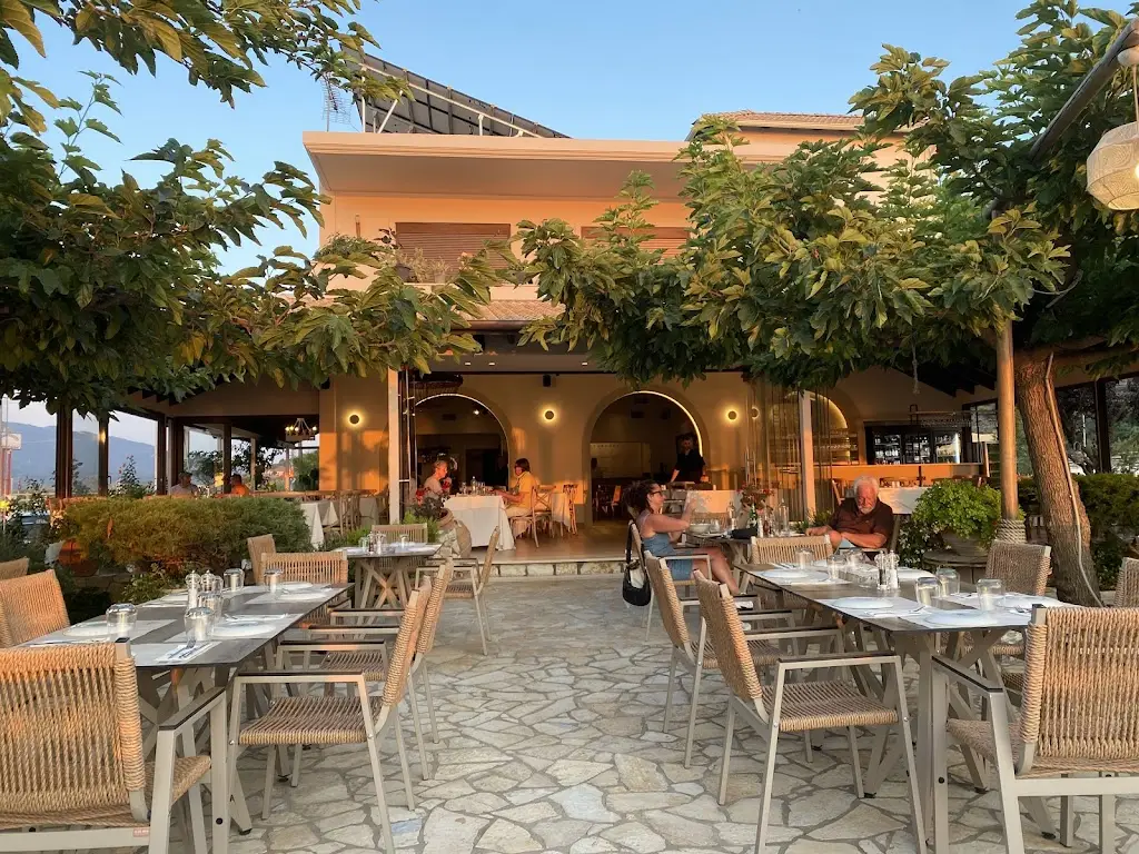 LITHINO_Platariá_slider_image_1