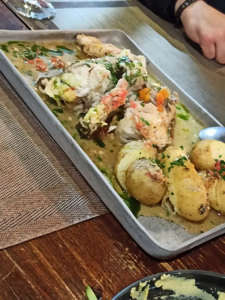 Dani S_Argoura_Kallithéa_review