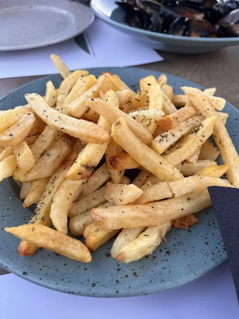 Sarah Taylor_Oliva Beach Bar-Seafood Restaurant_Platariá_reseña