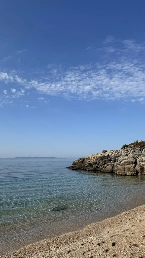 Erjona Loci_Oliva Beach Bar-Seafood Restaurant_Platariá_reseña