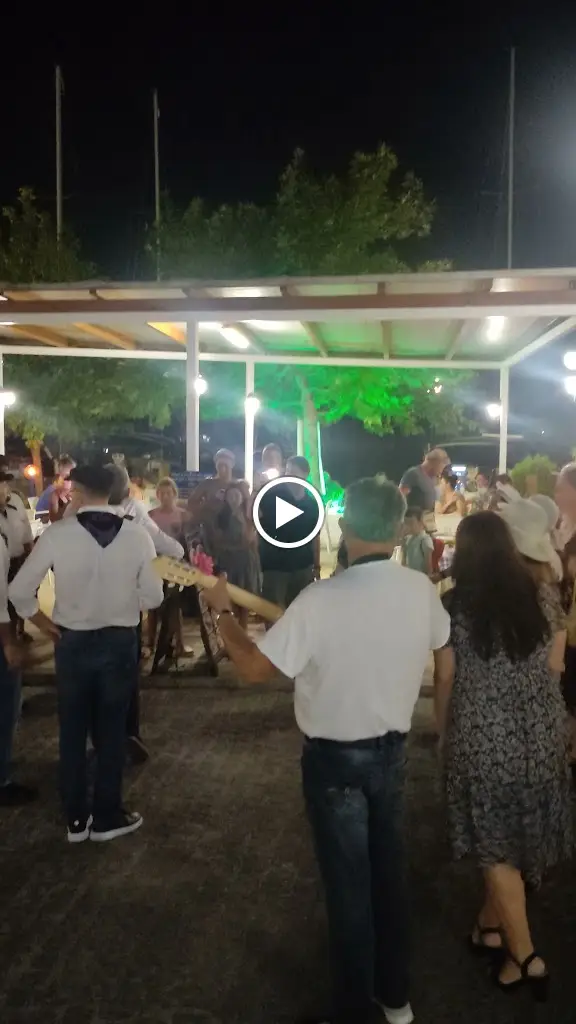 KOSTAS Pita Club_Platariá_slider_image_2