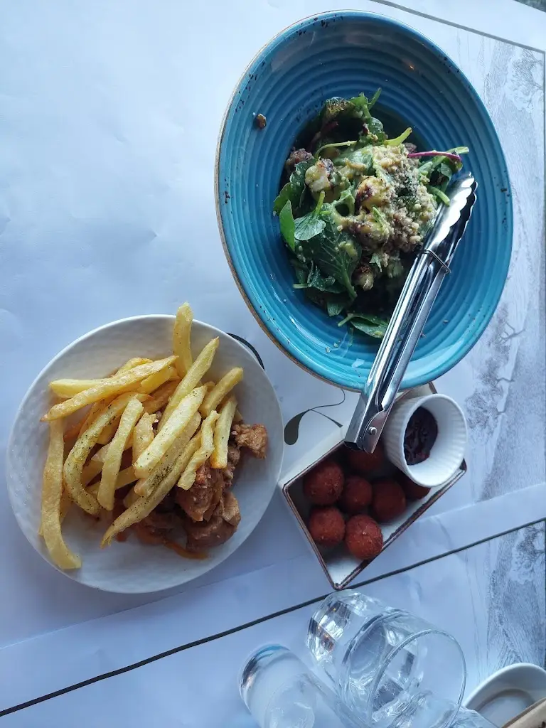 Stevan Vilić_Olea Μεζεδοπωλείο_Préveza_Bewertung