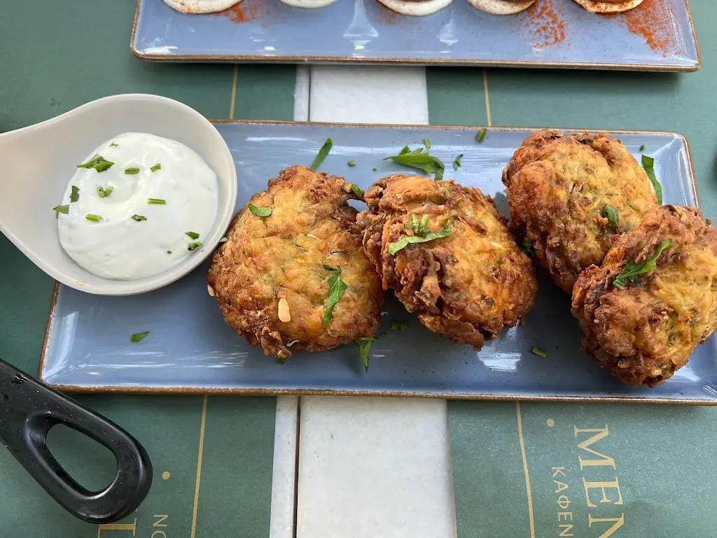 Ermis Makis_Μέντα Καφενείον_Préveza_Bewertung