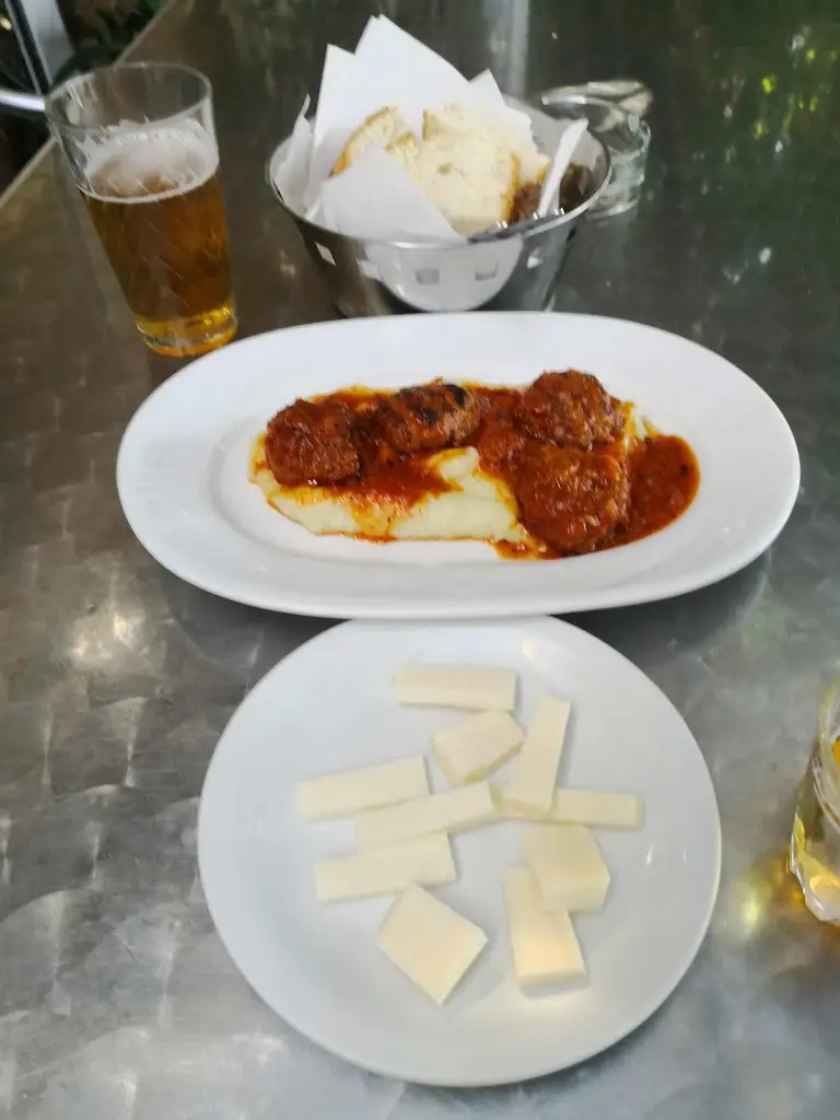 Αρίων Γουλόπουλος_ΟΥΖΕΡΙ ΤΕΞΑΣ_Préveza_Bewertung