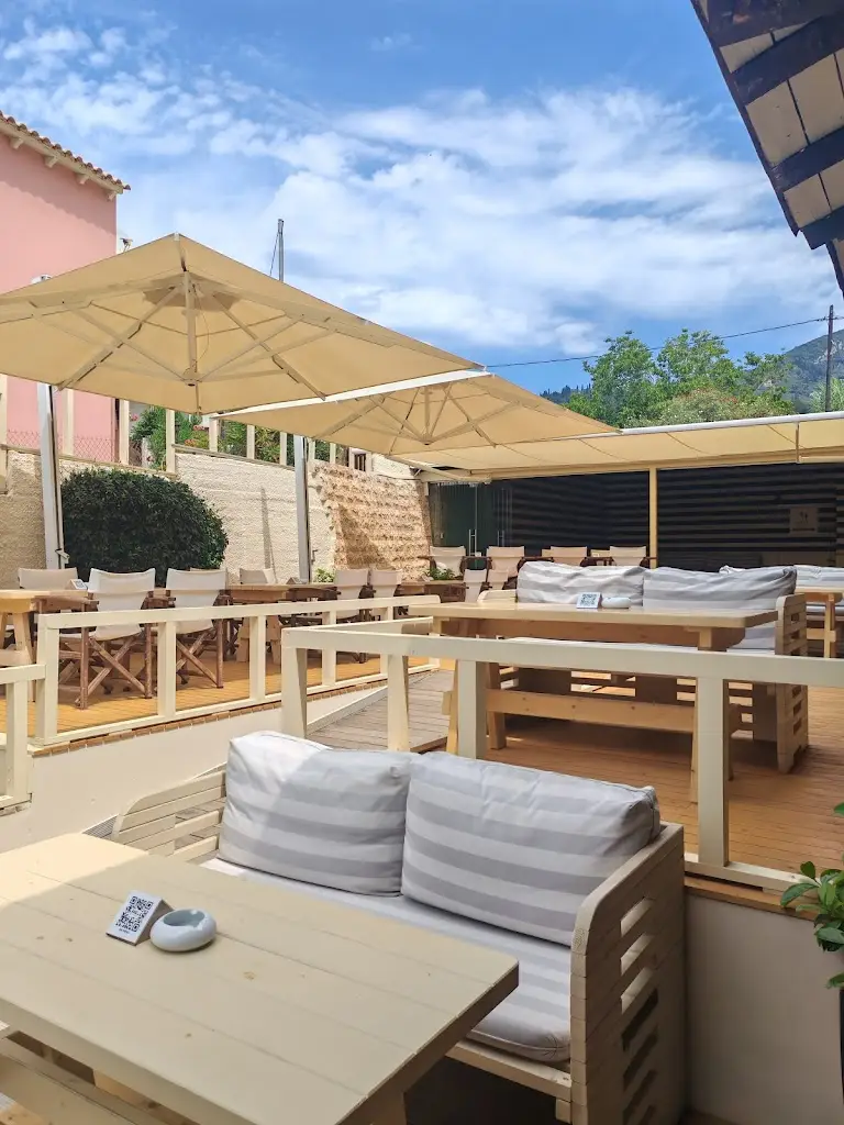 Ark_Ágios Matthaíos_slider_image_3