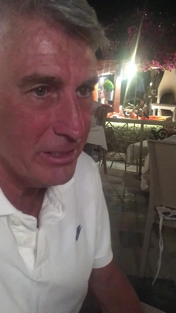 Steven's on The Hill-Restaurant restaurant à Ágios Matthaíos