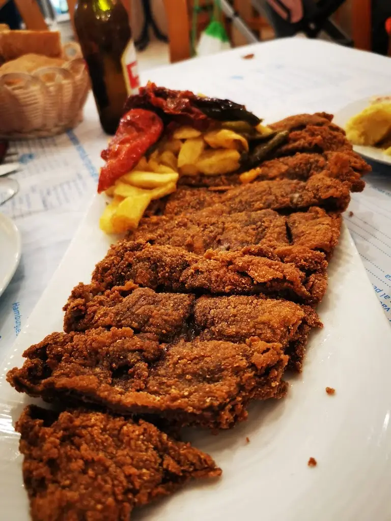 Menü_Lampadina Traditional Cuisine_Alepoú_Bild_6