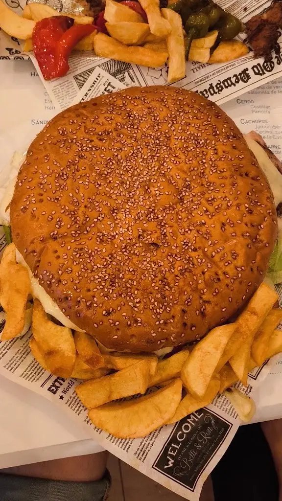 David Moore_Lampadina Traditional Cuisine_Alepoú_Bewertung