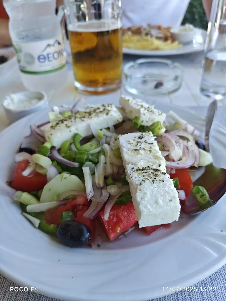 Menü_Maístro_Acharávi_Bild_6