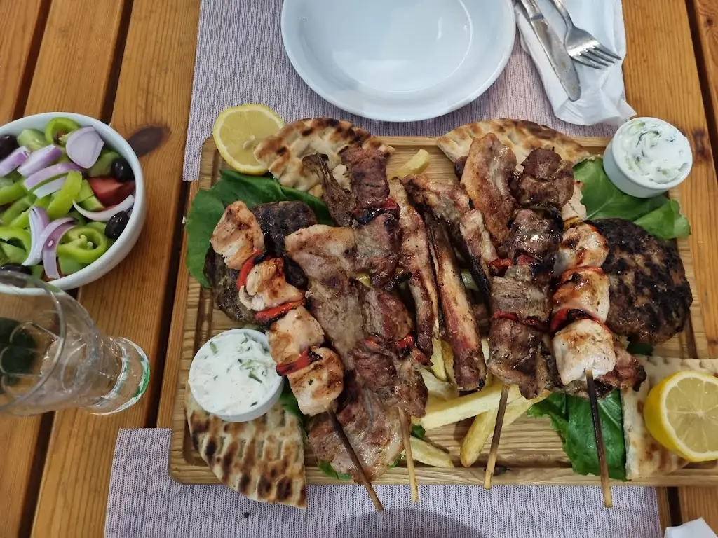 Menu_Faros Restaurant Acharavi_Acharávi_immagine_7