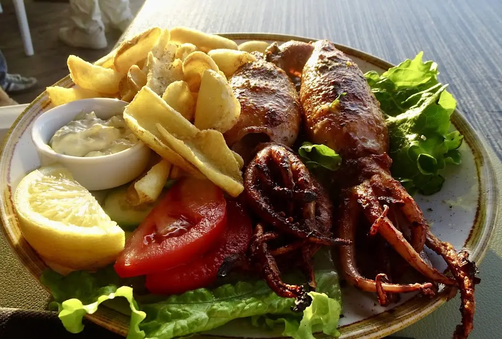 Johann Bohrisch_Faros Restaurant Acharavi_Acharávi_recensione