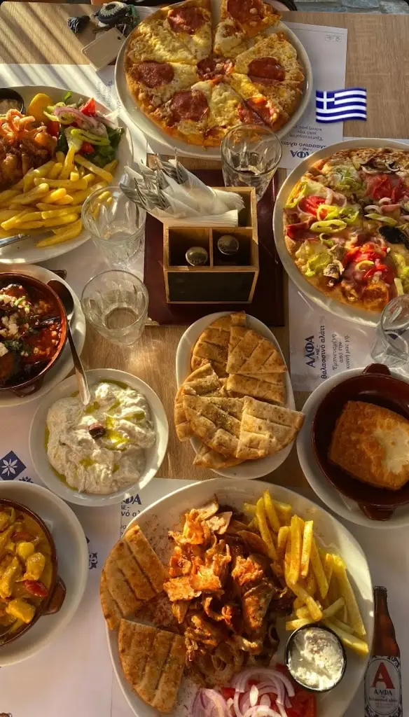 Cherman Mădălina_Totem Restaurant Bar_Acharávi_Bewertung