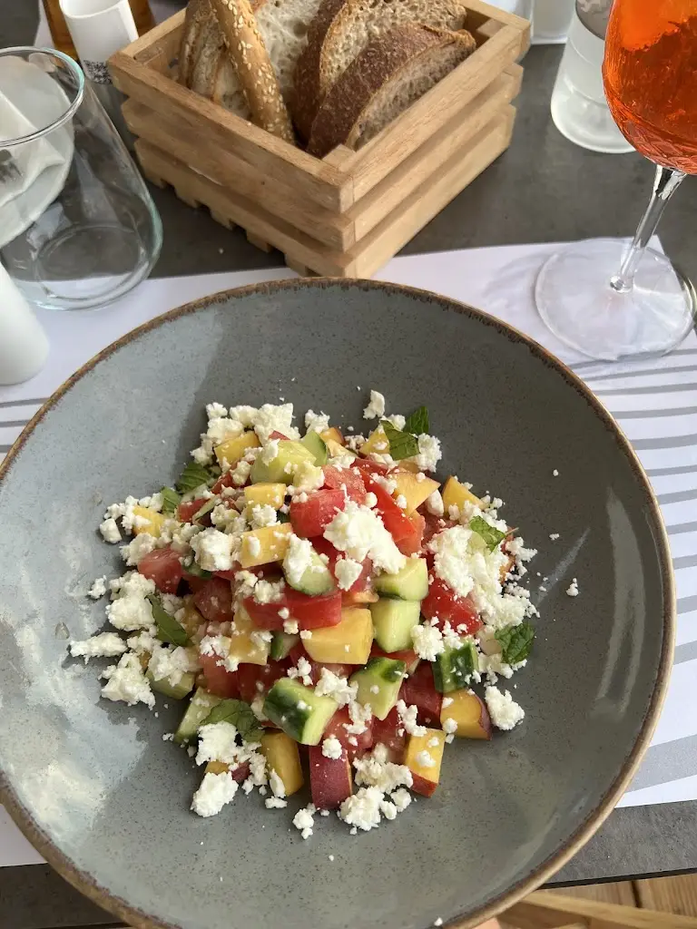 Menü_Thines Restaurant_Acharávi_Bild_7