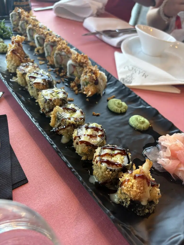 Sofie Melief_MANOO Raw Bar - Club Zakynthos_Ambelókipoi_reseña