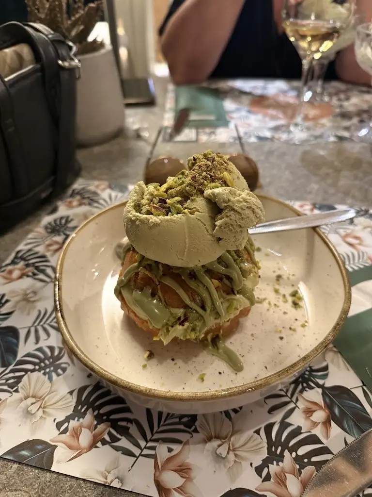 SANDRA-MIHAELA STATE_Brusco Kitchen & Bar_Ambelókipoi_Bewertung