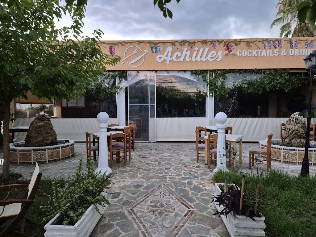 Achilles Restaurant Bar_Ambelókipoi_slider_image_3