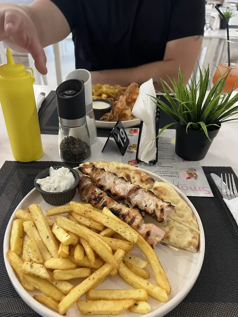 Menü_Anima Mediterranean Restaurant_Ambelókipoi_Bild_2