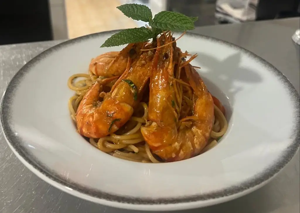 Anima Mediterranean Restaurant_Ambelókipoi_slider_image_3