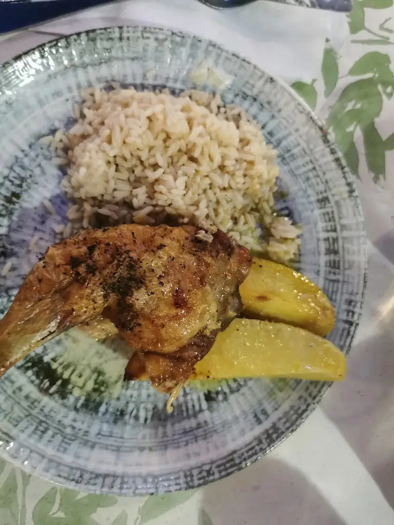 Menu_Popolaros_Ambelókipoi_image_3