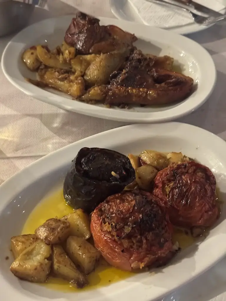 Despina Giakoumelos_Kantouni restaurant_Ambelókipoi_Bewertung