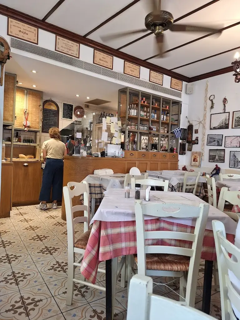 Kantouni restaurant_Ambelókipoi_slider_image_3