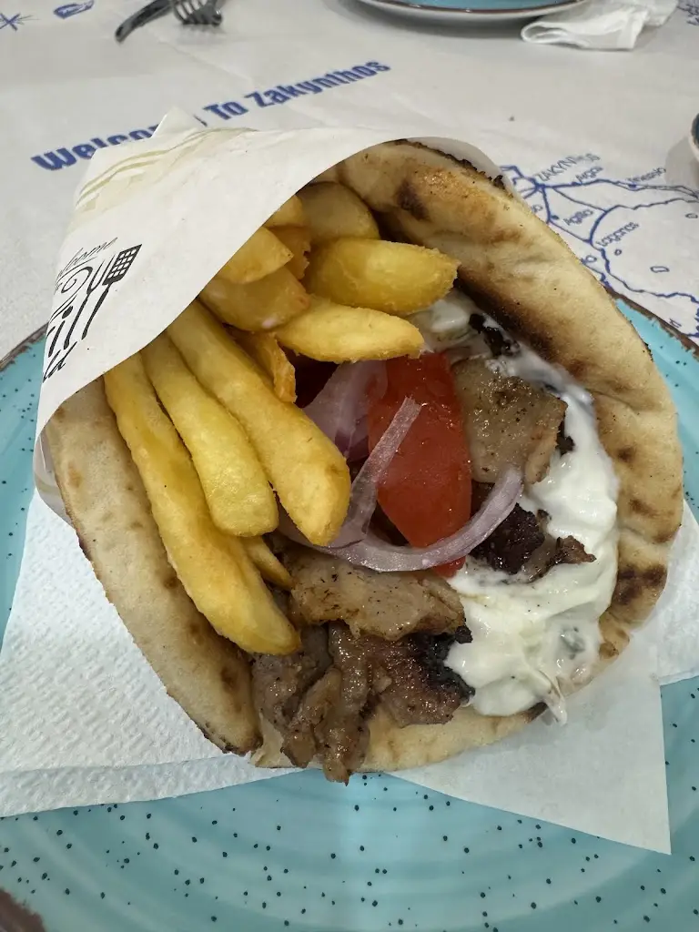 trevor pullen_Artigiano_Ambelókipoi_review