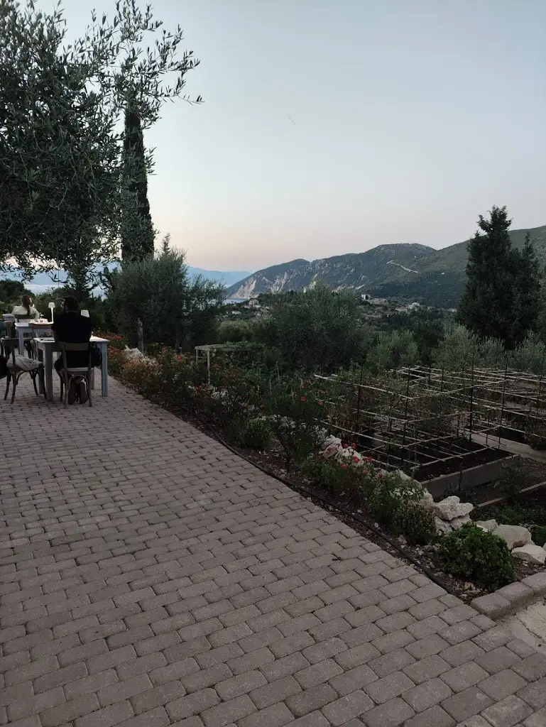 Plousia Moutsi_Myrtia Ithaca_Itháki_Bewertung