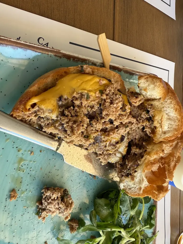 ehsan eimani_Captain's Table_Argostólion_Bewertung