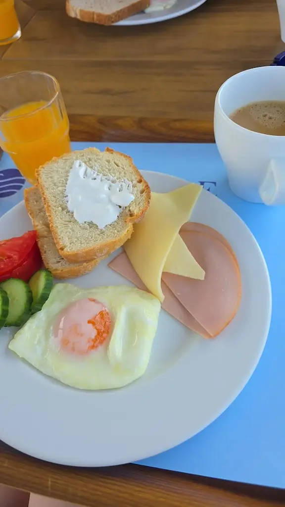 Ivana Valentak_DEL MARE_Kanáli_Bewertung