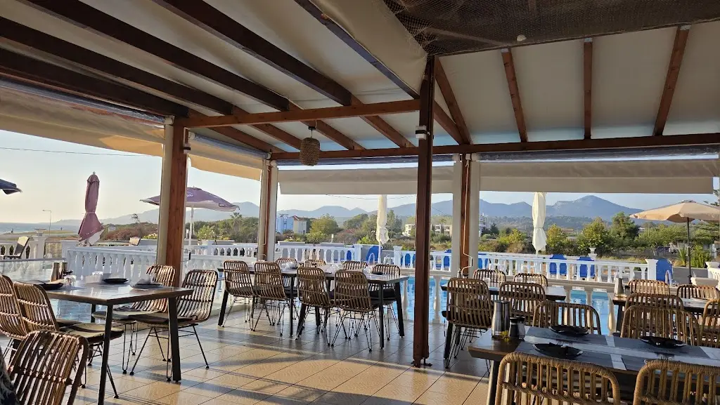 DEL MARE_Kanáli_slider_image_1