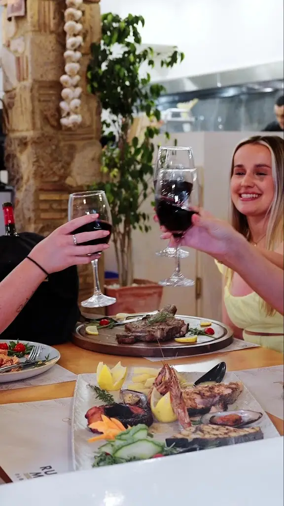 RUA MAT RESTAURANT ALYKANAS_Katastárion_slider_image_2