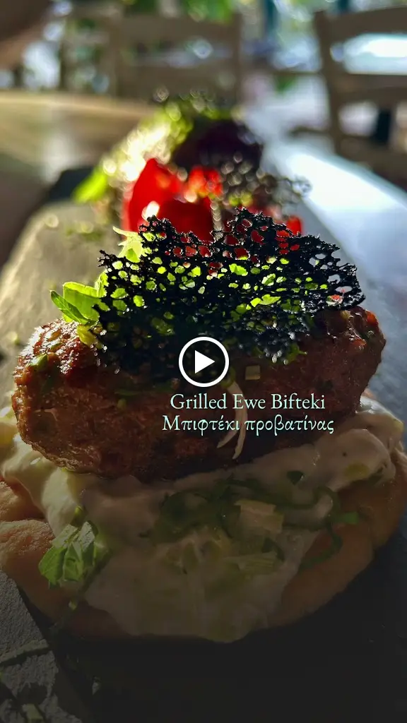 Carnayo Restaurant Bar & Catering_Gáïos_slider_image_2