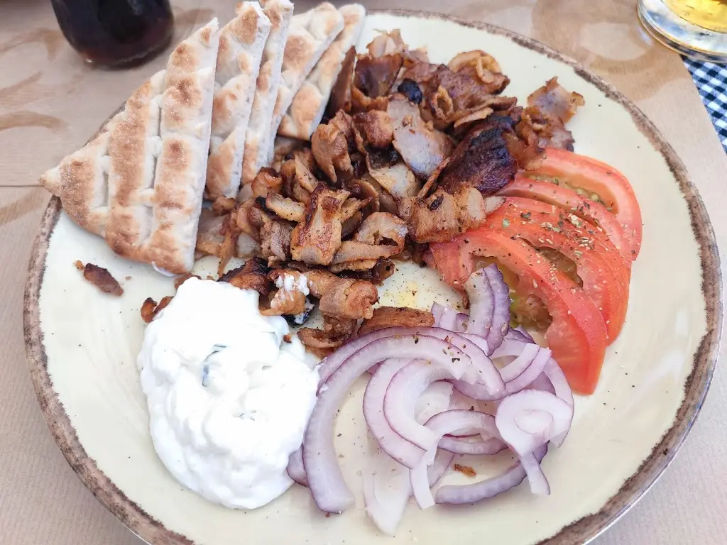 Menü_Fanalino Restaurant Bar_Gáïos_Bild_5