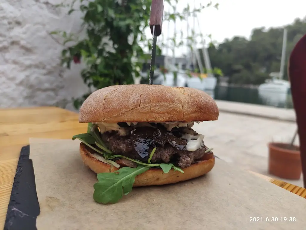 Menu_Paxos Burger House_Gáïos_imagen_6