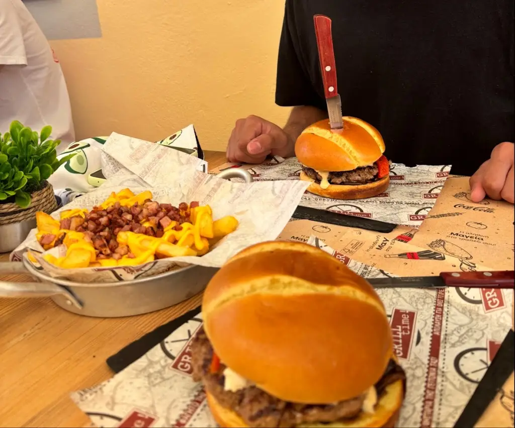 Stella C_Paxos Burger House_Gáïos_reseña