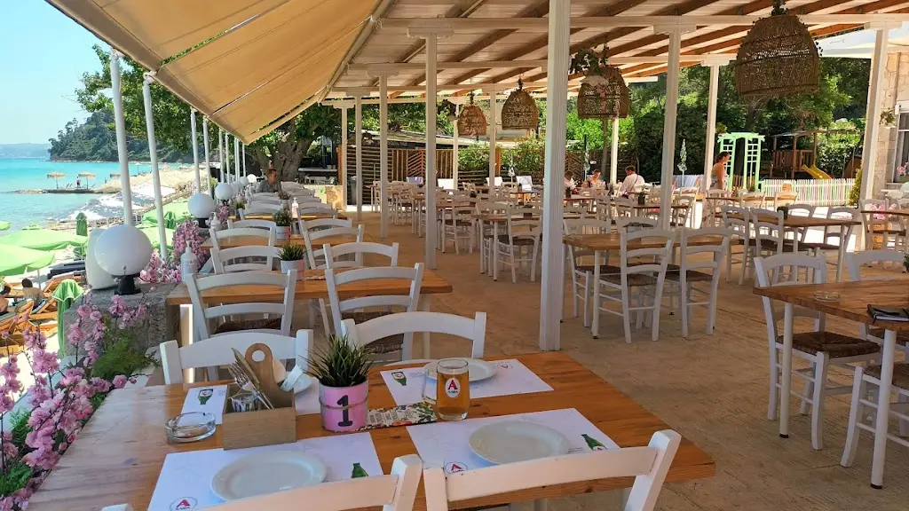 Korali Seafood Restaurant Restaurant in Kallithéa