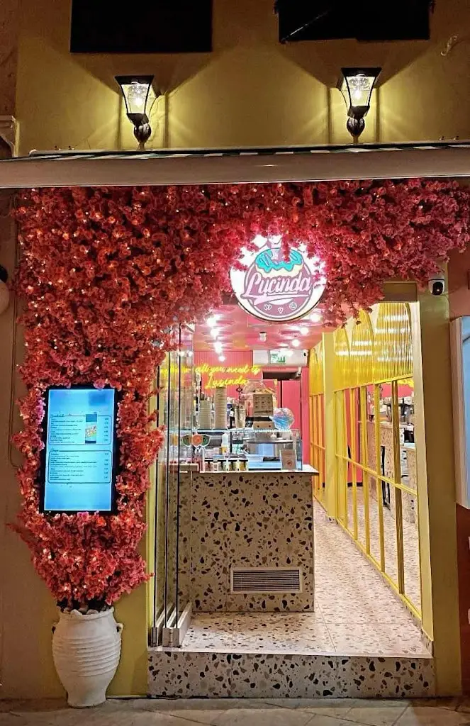 Lucinda restaurante en Gáïos